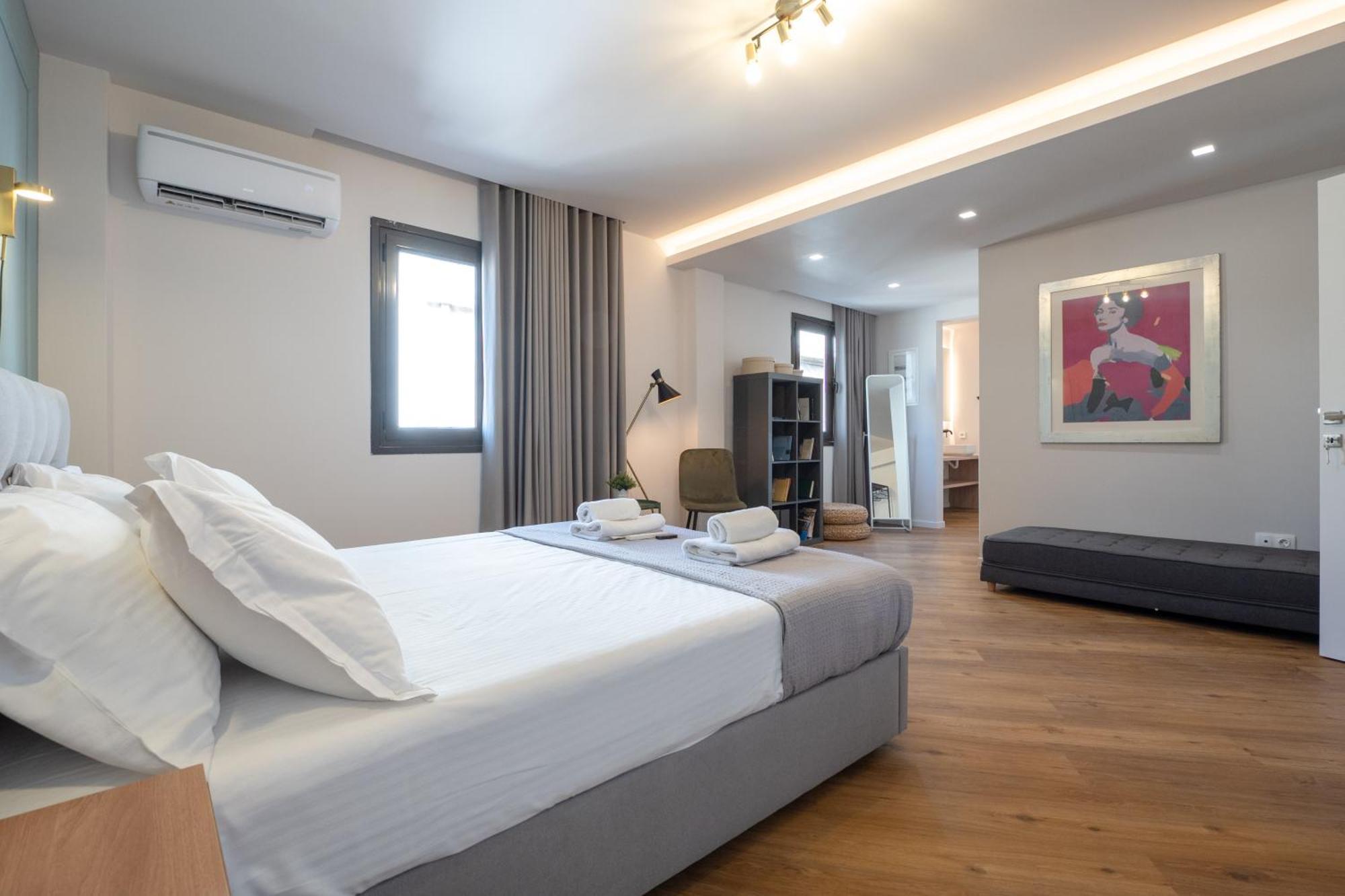 Live Life Plaka Apartment Атина Екстериор снимка