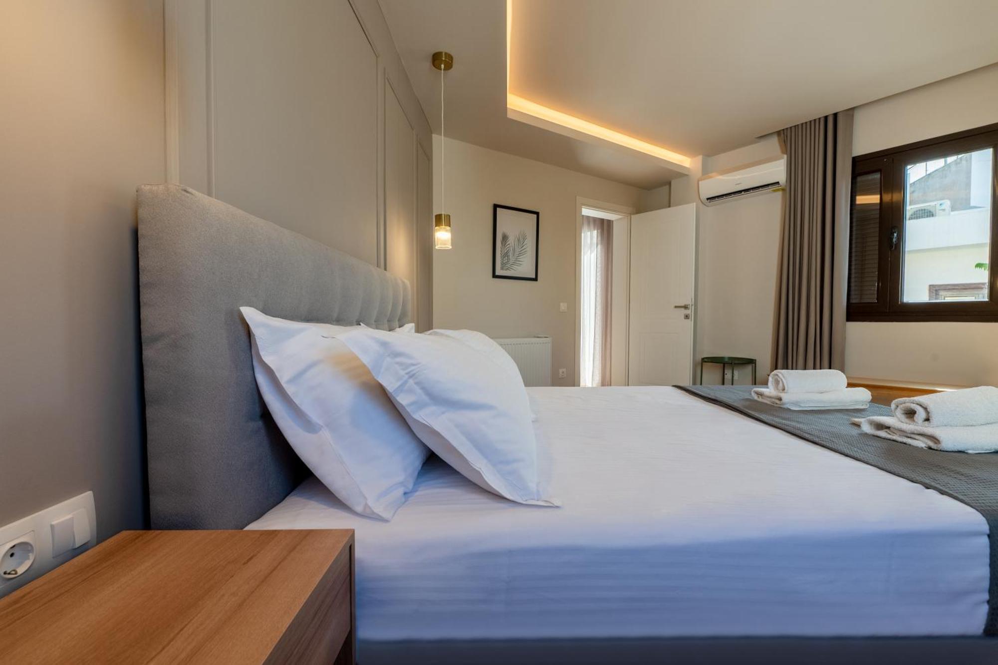 Live Life Plaka Apartment Атина Екстериор снимка