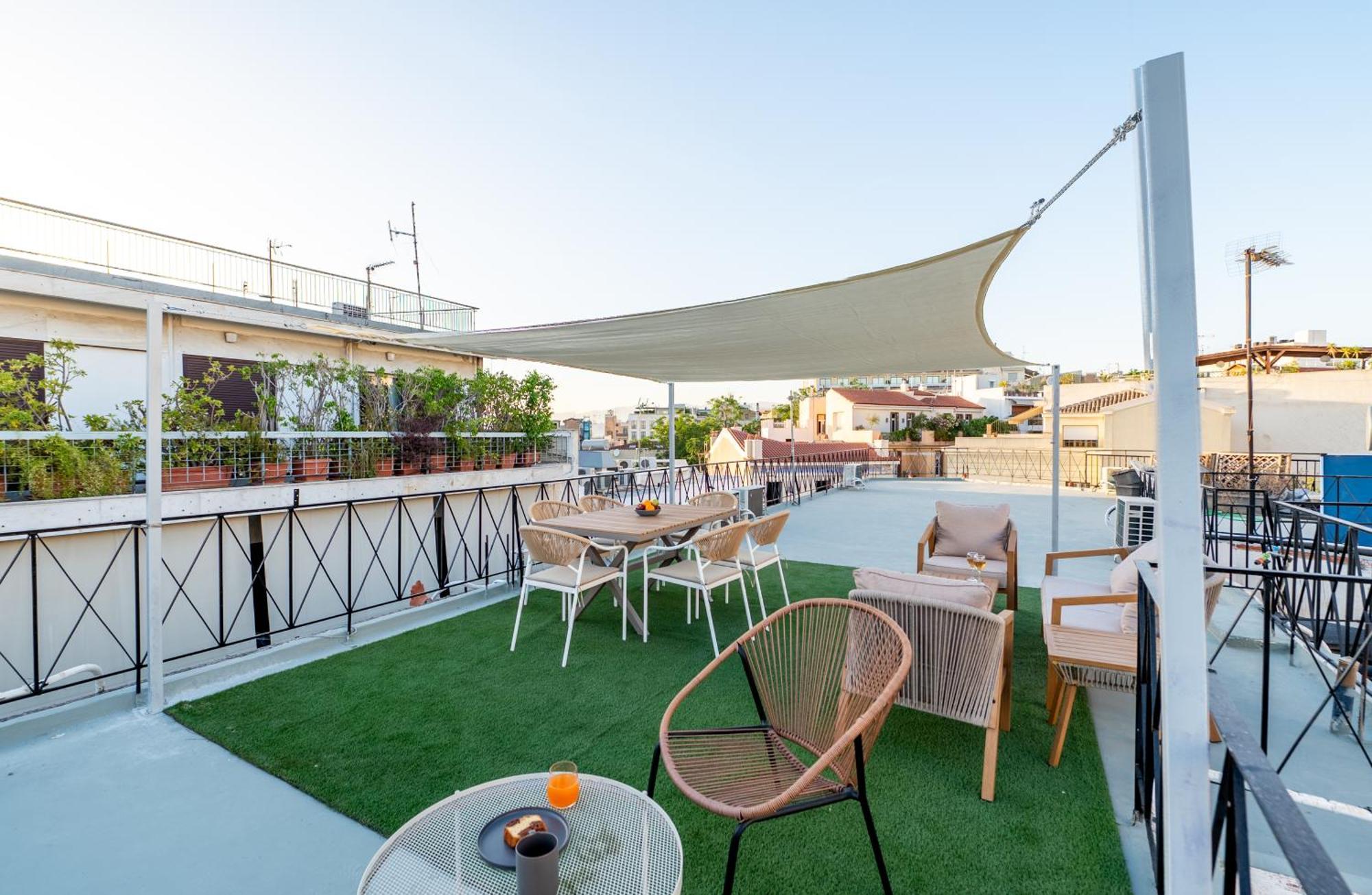 Live Life Plaka Apartment Атина Екстериор снимка