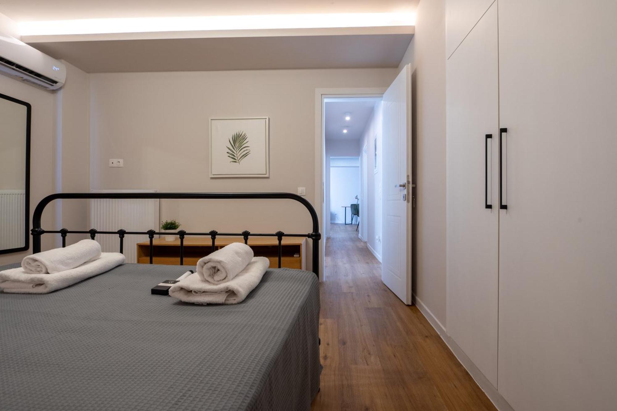 Live Life Plaka Apartment Атина Екстериор снимка