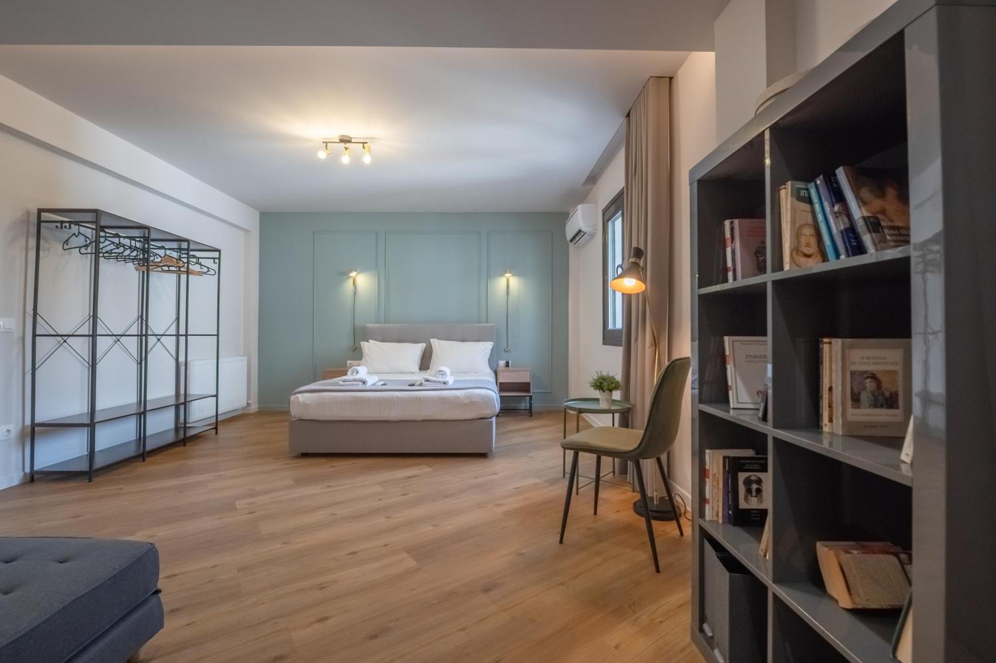 Live Life Plaka Apartment Атина Екстериор снимка