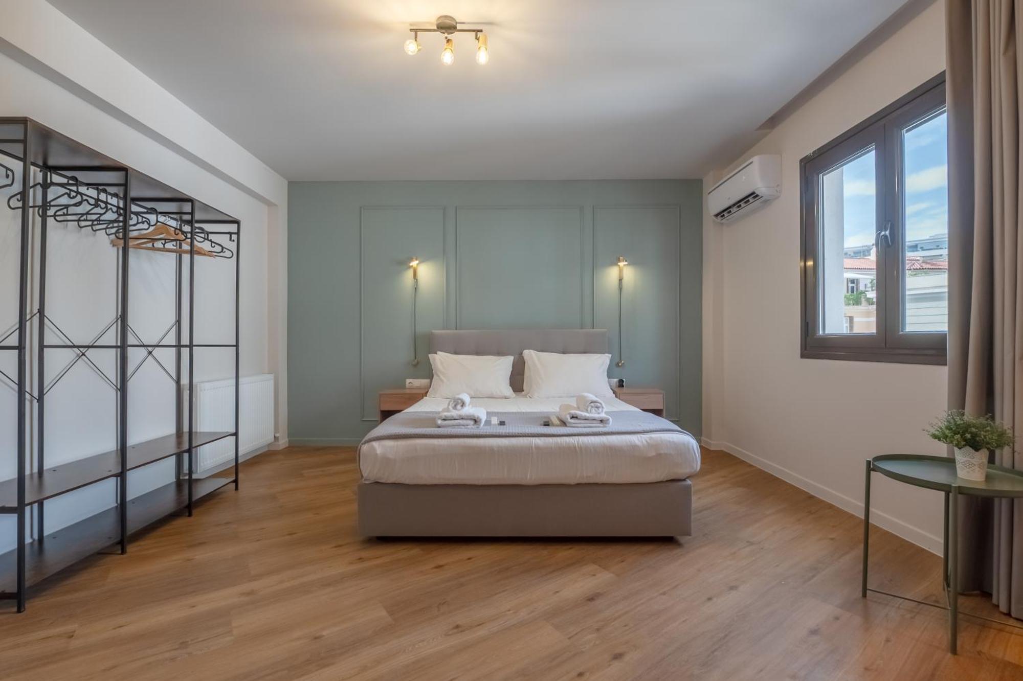 Live Life Plaka Apartment Атина Екстериор снимка
